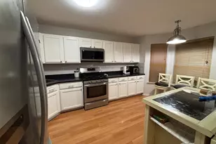162 Briarwood Dr, North Brunswick Township, NJ 08902 - Photo 8