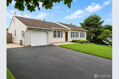 3 Netherwood Circle, Edison, NJ 08820 - Photo 2