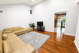 3 Netherwood Cir, Edison, NJ 08820 - Photo 4