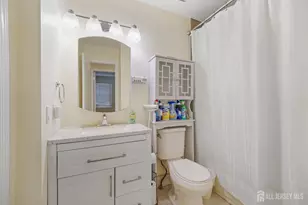 354 N McDowell Dr, East Brunswick Township, NJ 08816 - Photo 24