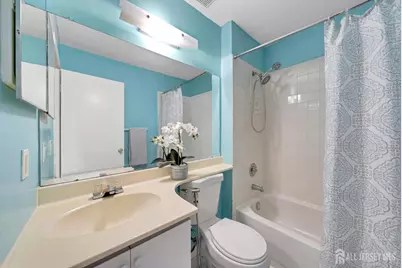 148 Linda Lane, Edison, NJ 08820 - Photo 18
