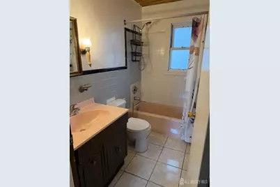 38 Raritan Avenue, Port Reading, NJ 07064 - Photo 4