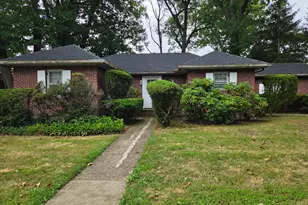 168 E Spring Valley Ave E, Maywood, NJ 07607 - Photo 2
