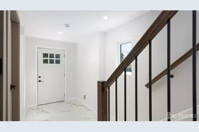 13 Columbus Avenue, Edison, NJ 08817 - Photo 4