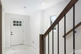 13 Columbus Ave, Edison, NJ 08817 - Photo 4