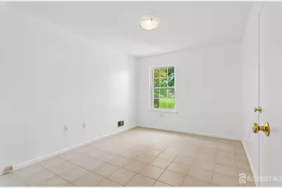 70 Mill Run W, Hightstown, NJ 08520 - Photo 22