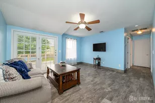 328 Runyon Ave, Middlesex, NJ 08846 - Photo 16