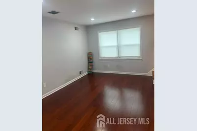16 Wakefield Drive, Edison, NJ 08820 - Photo 8