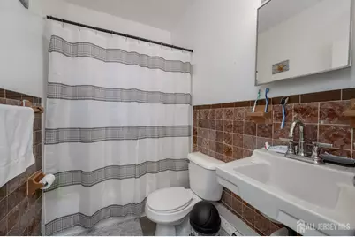 922 Amboy Avenue, Perth Amboy, NJ 08861 - Photo 12
