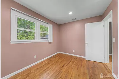 41 Montclair Avenue, Edison, NJ 08820 - Photo 20