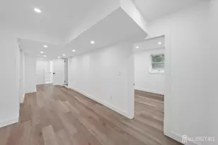 1834 Holly Rd, North Brunswick Township, NJ 08902 - Photo 32