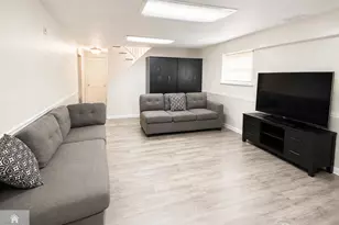 17 Wilk Rd, Edison, NJ 08837 - Photo 12