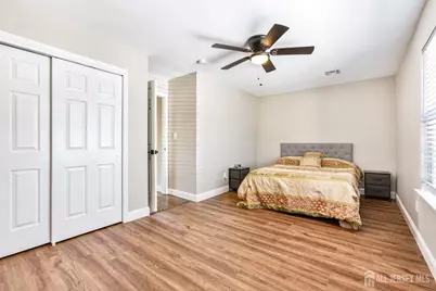 61 Lawrence Street, New Brunswick, NJ 08901 - Photo 18