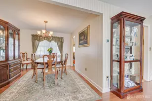 19 Annette Dr, Edison, NJ 08820 - Photo 16