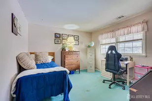 19 Annette Dr, Edison, NJ 08820 - Photo 36