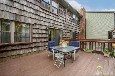 614 Maple Hill Drive, Woodbridge Township, NJ 07095 - Photo 8