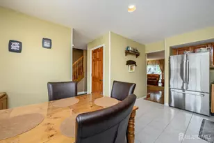 614 Maple Hill Dr, Woodbridge Township, NJ 07095 - Photo 10