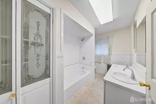 1871 W 4th Street W, Piscataway Township, NJ 08854 - Photo 16