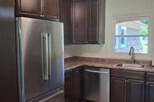 6 Flower Rd, Franklin Township, NJ 08873 - Photo 2
