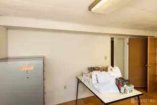 36 Brookfall Rd, Edison, NJ 08817 - Photo 28