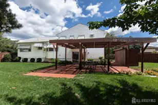 36 Brookfall Rd, Edison, NJ 08817 - Photo 36