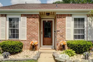 272 Bishop Ct, Old Bridge Township, NJ 08857 - Photo 2