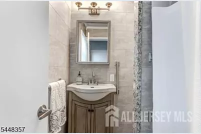 158 Stout Avenue #1, Middlesex, NJ 08846 - Photo 12
