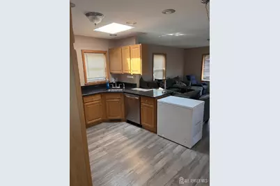58 E Coddington Avenue, Avenel, NJ 07001 - Photo 4