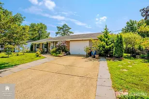 4 Hunterdon Ave, Monroe Township, NJ 08831 - Photo 1
