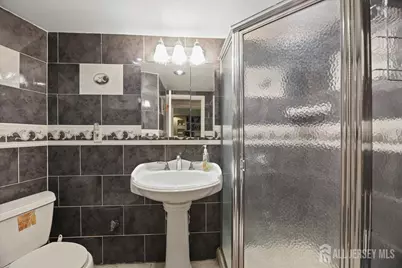 439 Fairview Avenue, Colonia, NJ 07067 - Photo 30