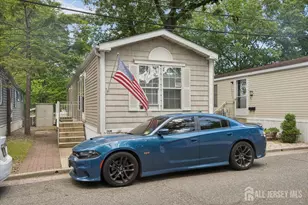 2505-Tri 36M Woodbridge Ave, Edison, NJ 08817 - Photo 1