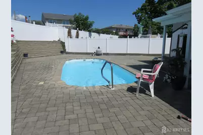 14 Sterling Court, Perth Amboy, NJ 08861 - Photo 18