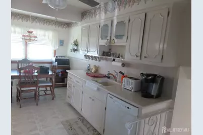 14 Sterling Court, Perth Amboy, NJ 08861 - Photo 10