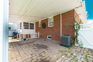 100 Washington Rd, Sayreville, NJ 08872 - Photo 30