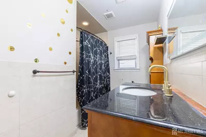 100 Washington Road, Sayreville, NJ 08872 - Photo 12