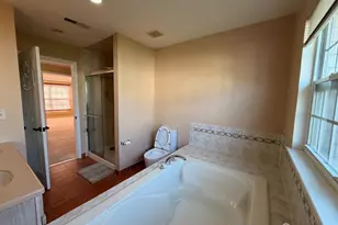 87 Timberhill Dr, Franklin Township, NJ 08823 - Photo 14