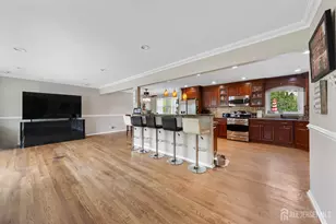 25 Hudson Rd, East Brunswick Township, NJ 08816 - Photo 8