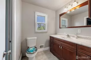 25 Hudson Rd, East Brunswick Township, NJ 08816 - Photo 20