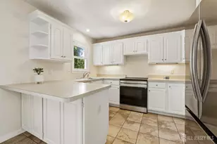 18 Carlton Ave, Monroe Township, NJ 08331 - Photo 8