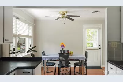 26 Lynn Avenue, Middlesex, NJ 08846 - Photo 6