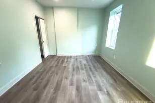 24 Sanford St, Trenton, NJ 08618 - Photo 6