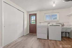 13 Briarwood Dr, Franklin Township, NJ 08873 - Photo 28