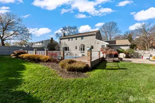 990 Hoover Dr, North Brunswick Township, NJ 08902 - Photo 36