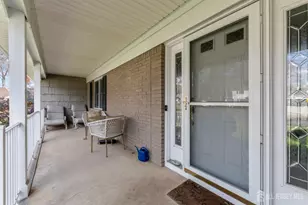 990 Hoover Dr, North Brunswick Township, NJ 08902 - Photo 4