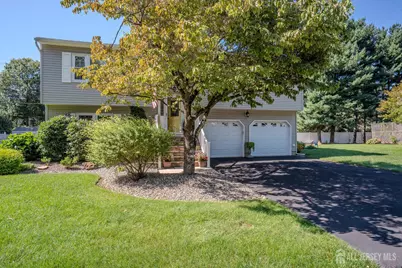 31 Pullman Loop, South Brunswick Township, NJ 08810 - Photo 4