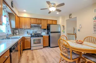 31 Pullman Loop, South Brunswick Township, NJ 08810 - Photo 16