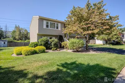 31 Pullman Loop, South Brunswick Township, NJ 08810 - Photo 2