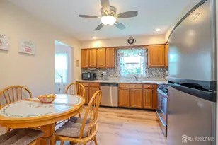 31 Pullman Loop, South Brunswick Township, NJ 08810 - Photo 18
