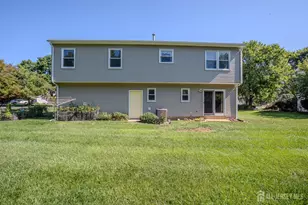 31 Pullman Loop, South Brunswick Township, NJ 08810 - Photo 6