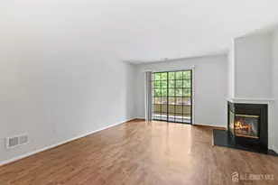 1108 Stoneridge Cir, Helmetta, NJ 08828 - Photo 6